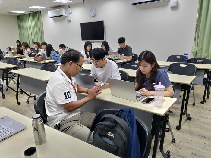 分組討論情況-3圖片