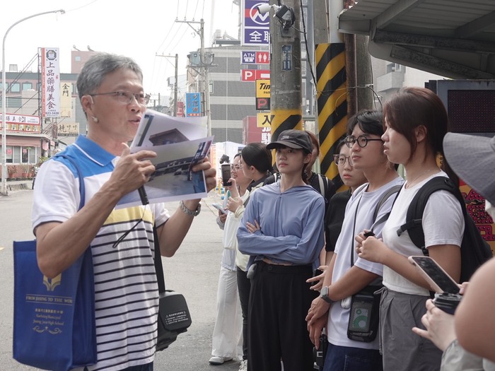 跟著地方達人走讀岡山！公事所師生踏勘老街文化與生活記憶圖片