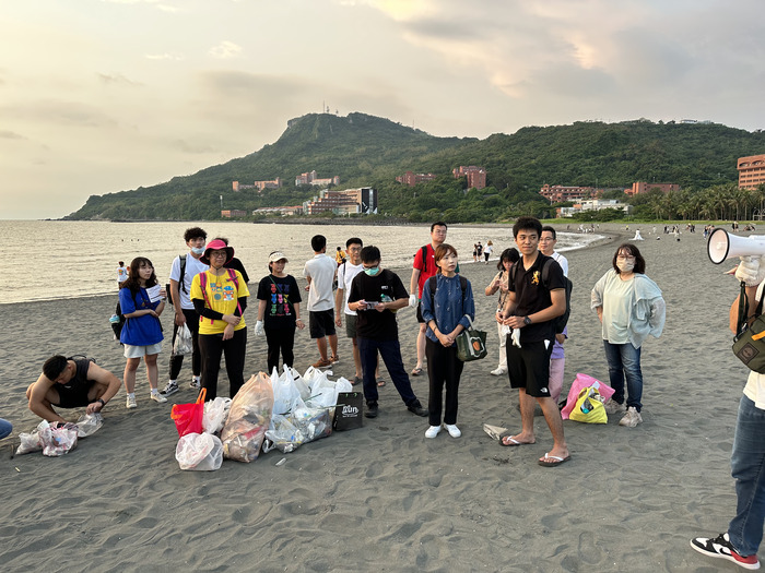 2023公事週系列活動：西子灣淨灘~讓我們淨淨灘著圖片